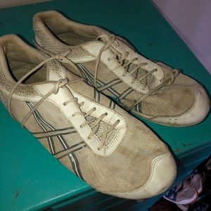 ASICS cheer shoes